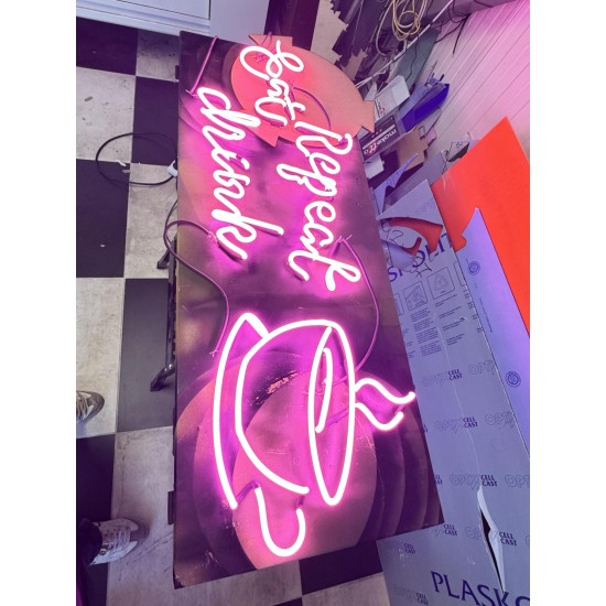Επιγραφή Neon 